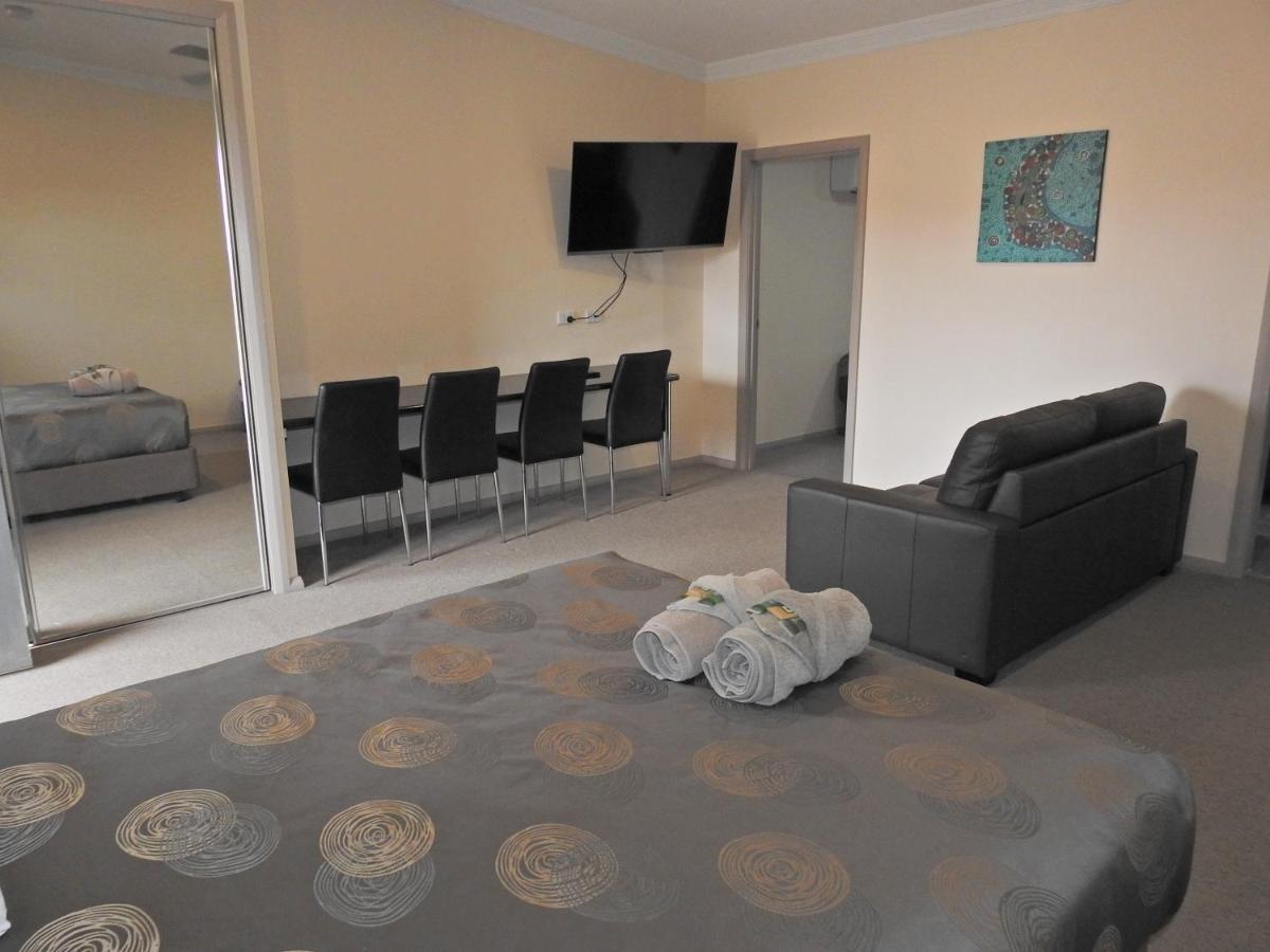 Broken Hill Outback Resort 외부 사진
