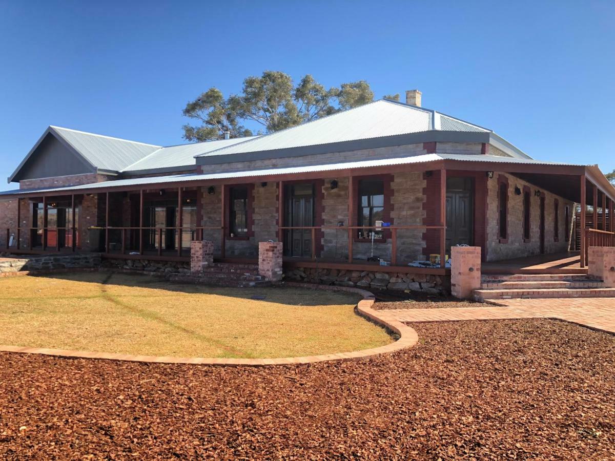Broken Hill Outback Resort 외부 사진