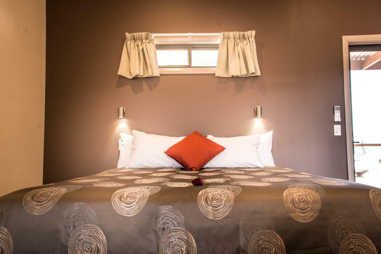 Broken Hill Outback Resort 외부 사진